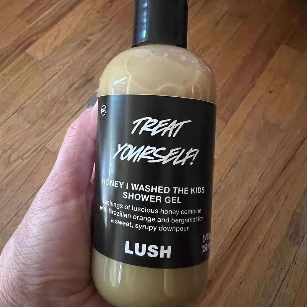 Lush Honey I Washed the Kids Shower Gel - Personalized Label 8.4 Oz SEALED